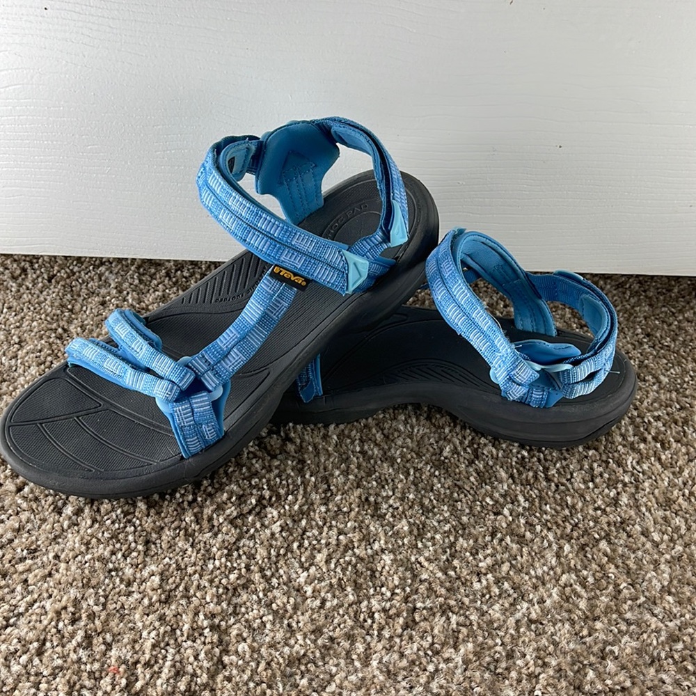 Teva Women’s Sandals Size 11
